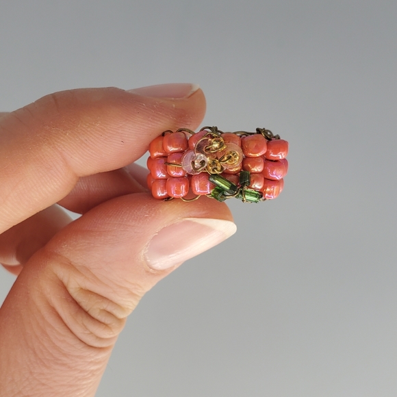 Coral Red Floral Beaded Ring - Picture 6 of 10
